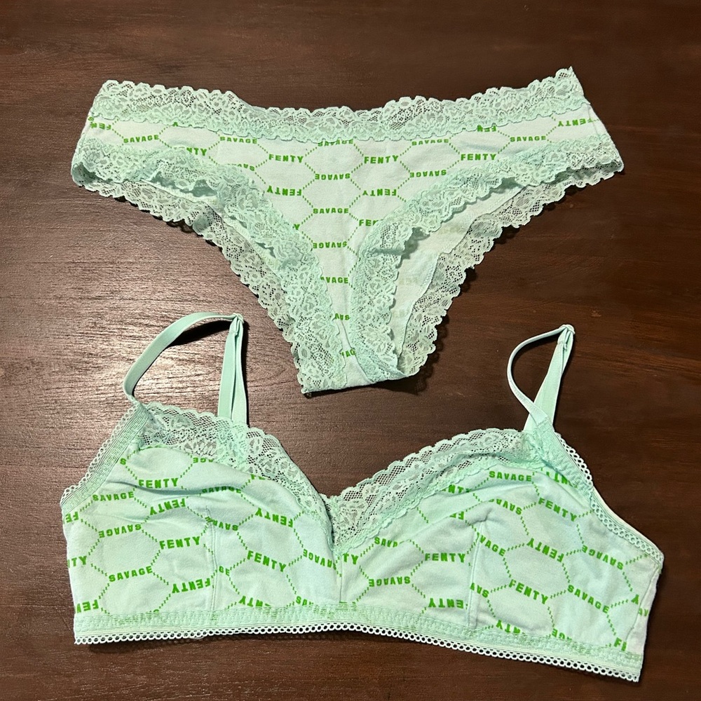 Savage X Fenty Mint Lace Bralette & Bikini Set